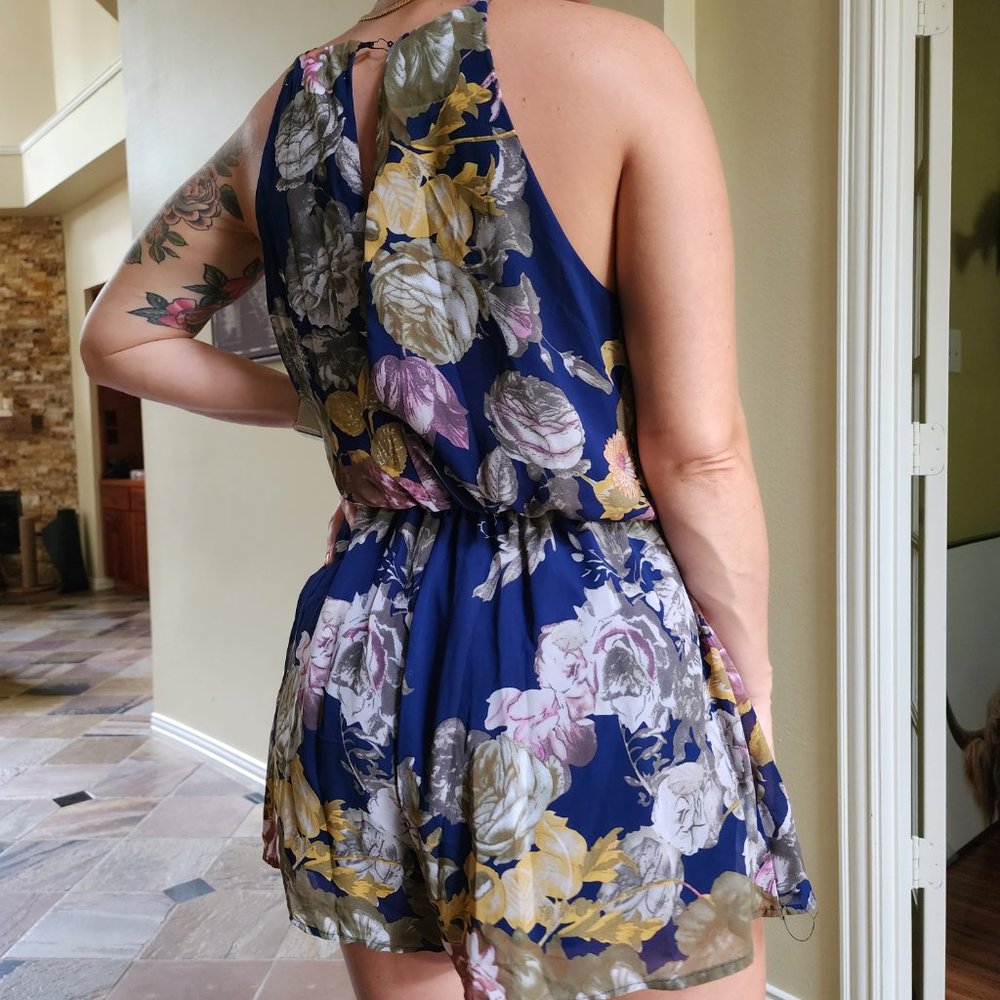 Romper - Picture 3 of 5